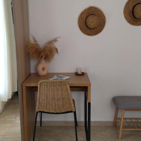 Gaia Serifos Apartments Ράμος Δωμάτιο φωτογραφία